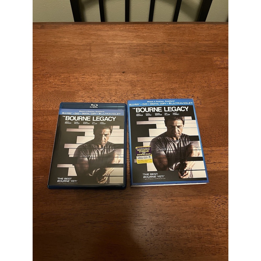 The Bourne Legacy (Two-Disc Combo Pack: Blu-ray + DVD + Digital Copy - VERY GOOD